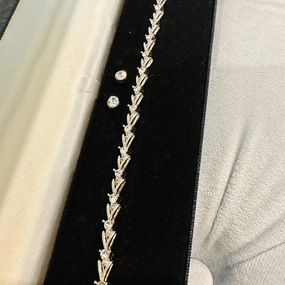 Crystal Set - Picture 2 of 5
